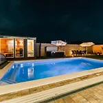 Topart Appartement *