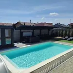 Topart Appartement *