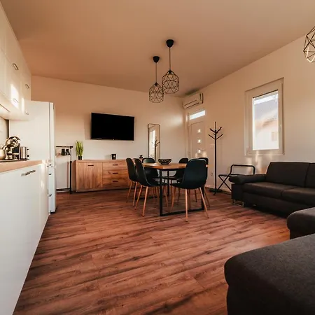 Apartment Topart *****